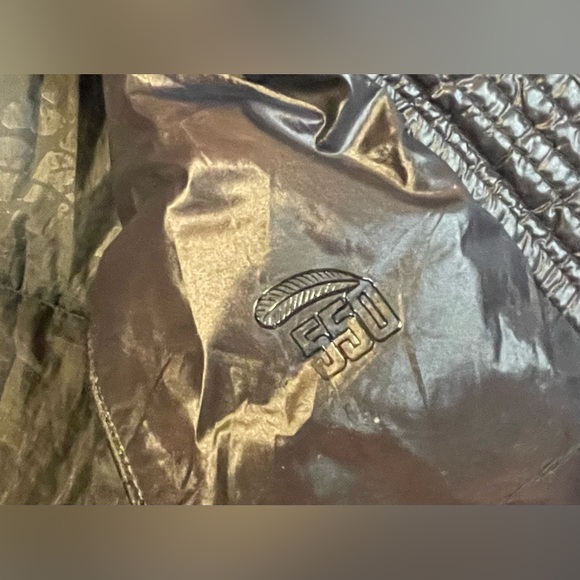 Gently used Nike Sportswear long 550 down fill puffer coat. Missing belt. - Picture 6 of 11